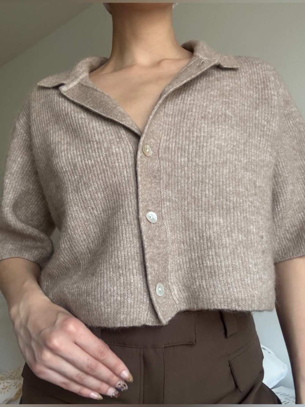 & Other Stories knit boxy half sleeve wool blend tan brown sweater
Size medium